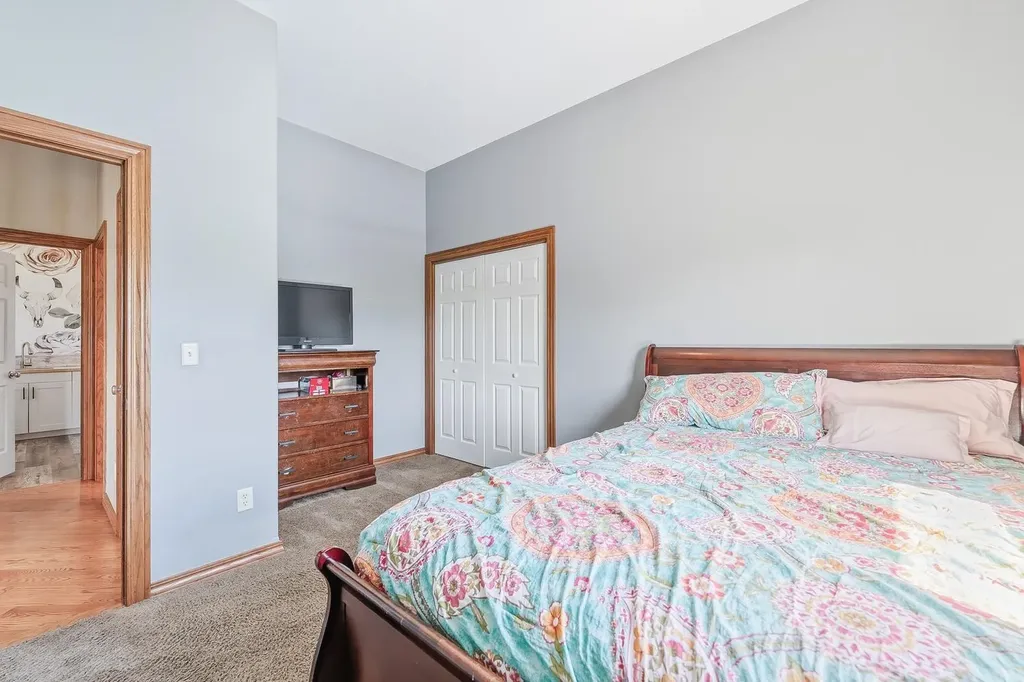 15031 W Shadow Lakes Wichita KS 67223