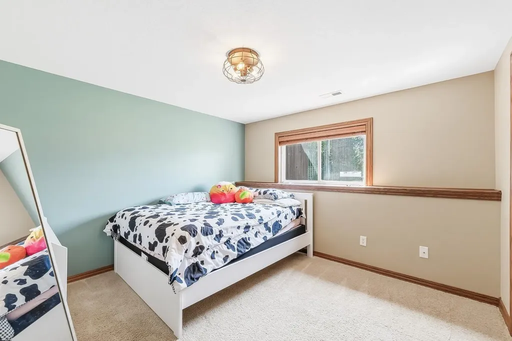 15031 W Shadow Lakes Wichita KS 67223