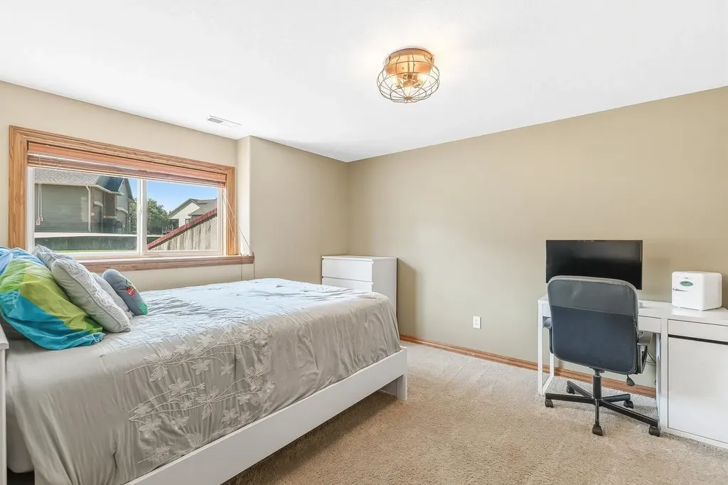 15031 W Shadow Lakes Wichita KS 67223