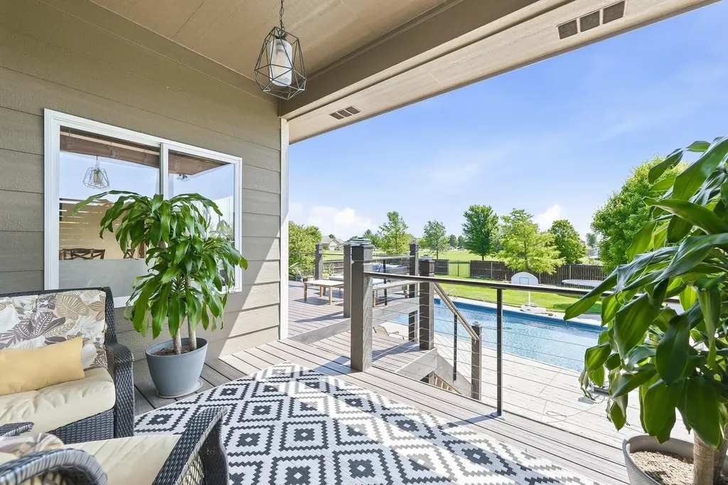 15031 W Shadow Lakes Wichita KS 67223