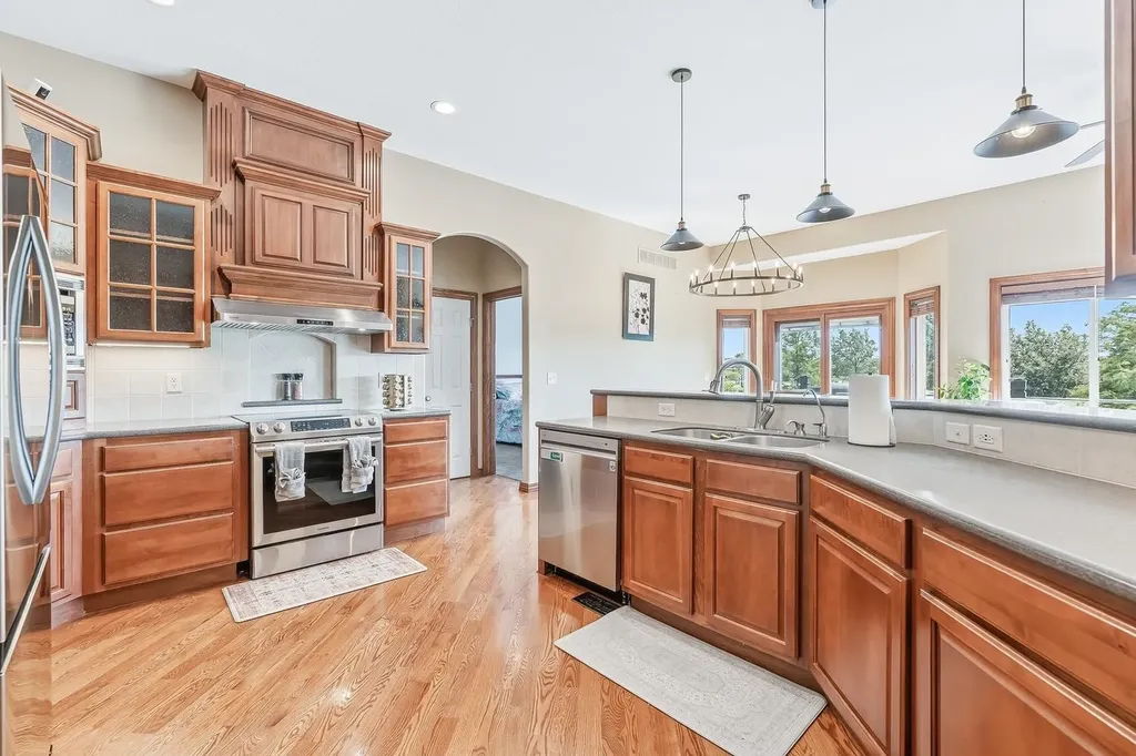 15031 W Shadow Lakes Wichita KS 67223