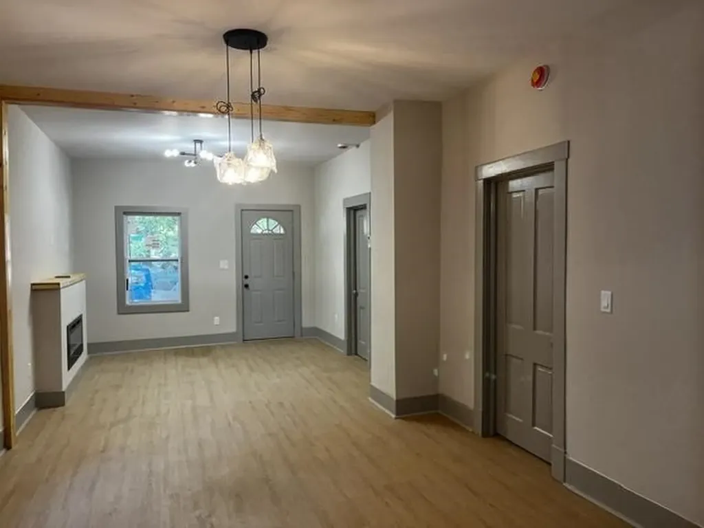 1604 N Saint Francis Wichita KS 67214