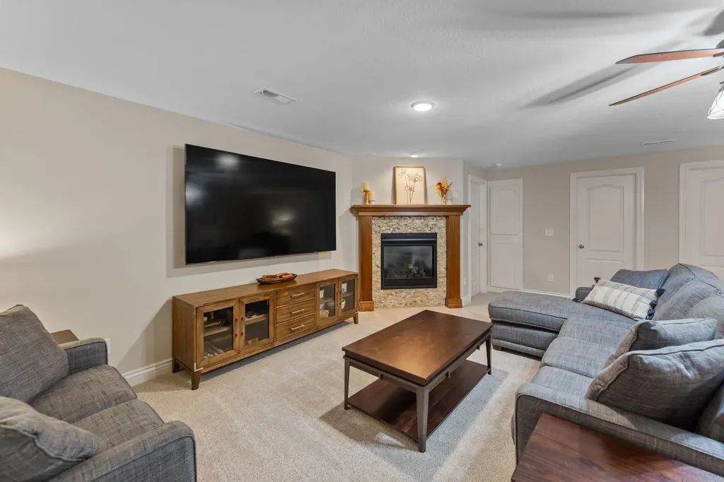 2102 S Cranbrook Street Wichita KS 67207