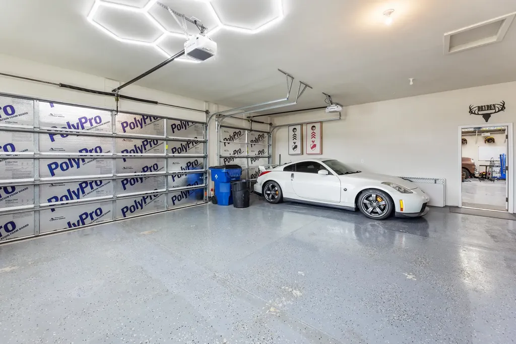 2102 S Cranbrook Street Wichita KS 67207
