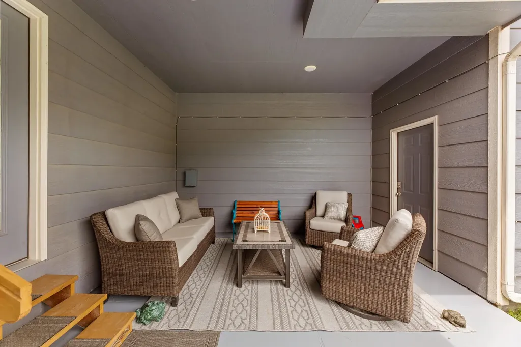 2102 S Cranbrook Street Wichita KS 67207