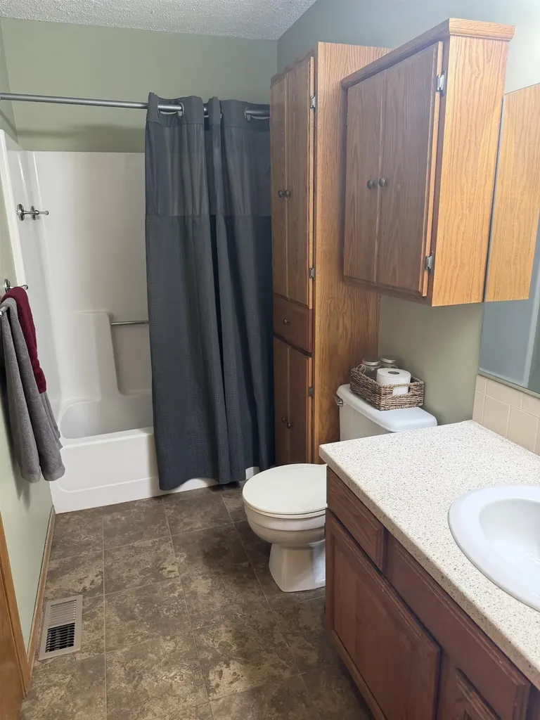 6128 W 38th Court S Wichita KS 67215