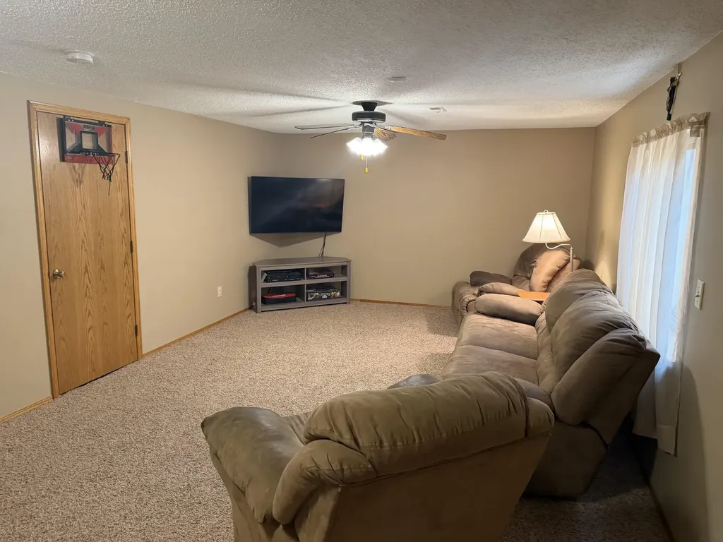 6128 W 38th Court S Wichita KS 67215