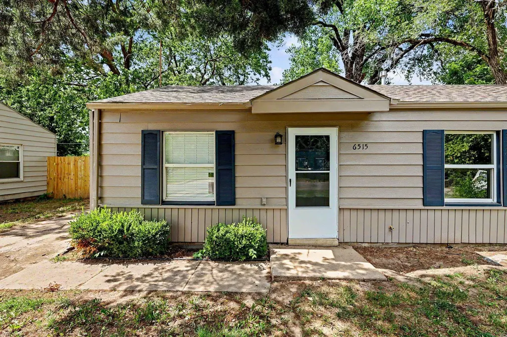 6515 N West Park View Street Park City KS 67219-1354