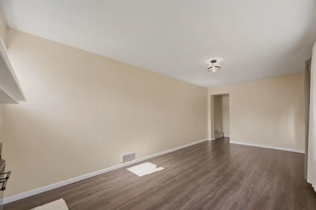 1442 N Prairie Lane Derby KS 67037
