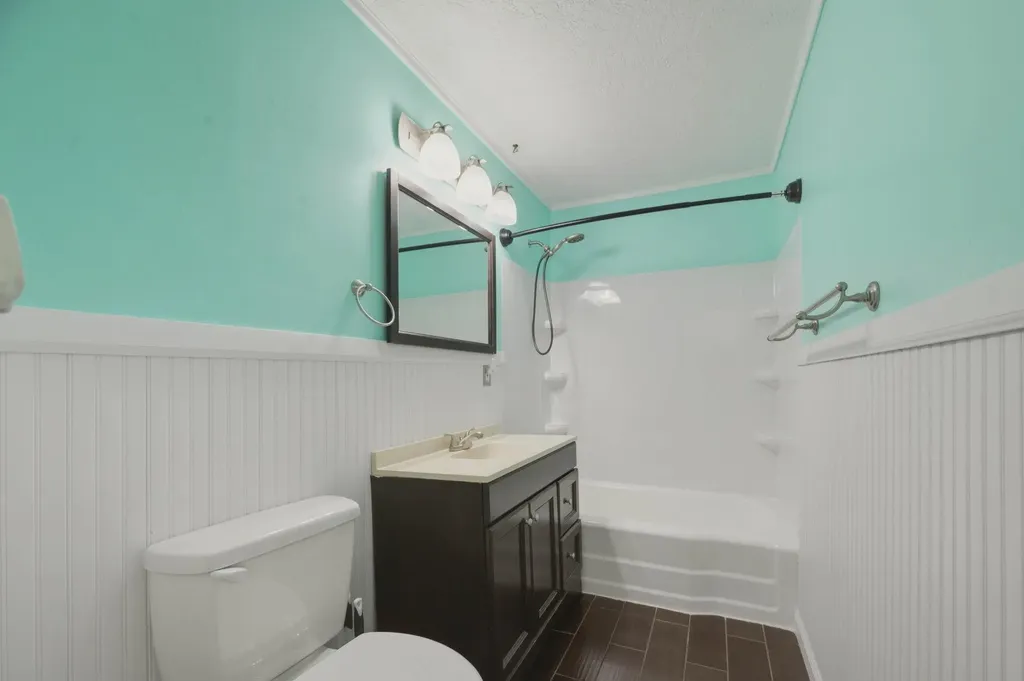1442 N Prairie Lane Derby KS 67037