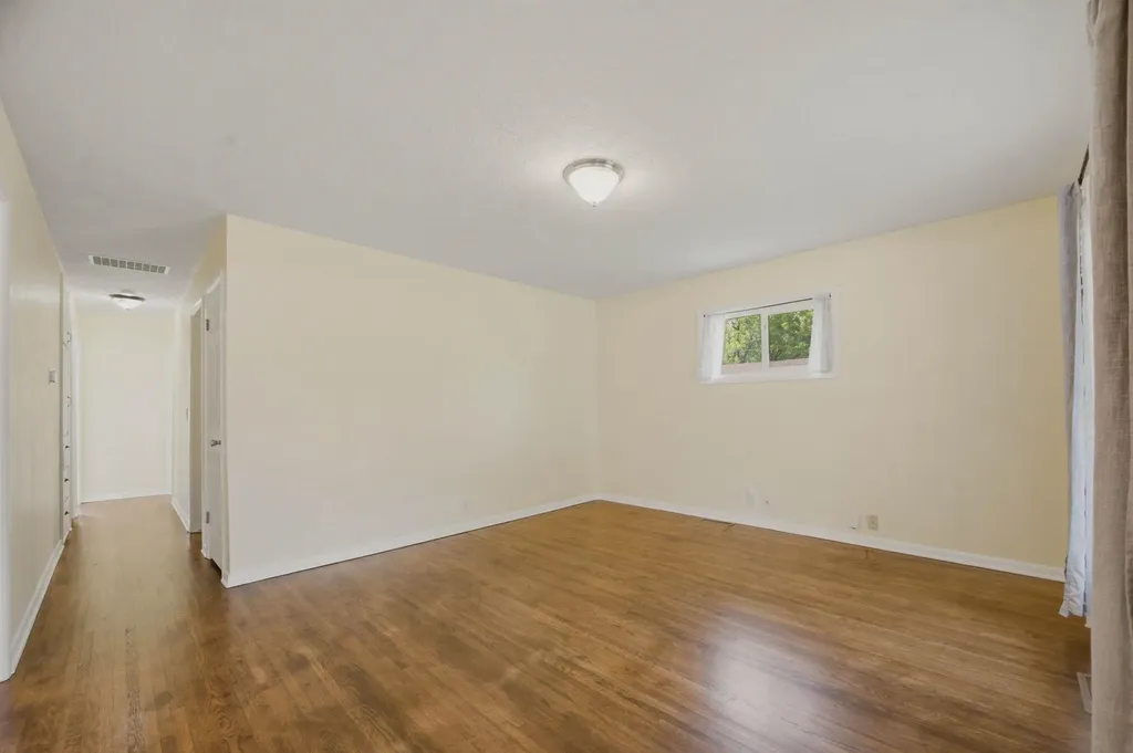 1442 N Prairie Lane Derby KS 67037