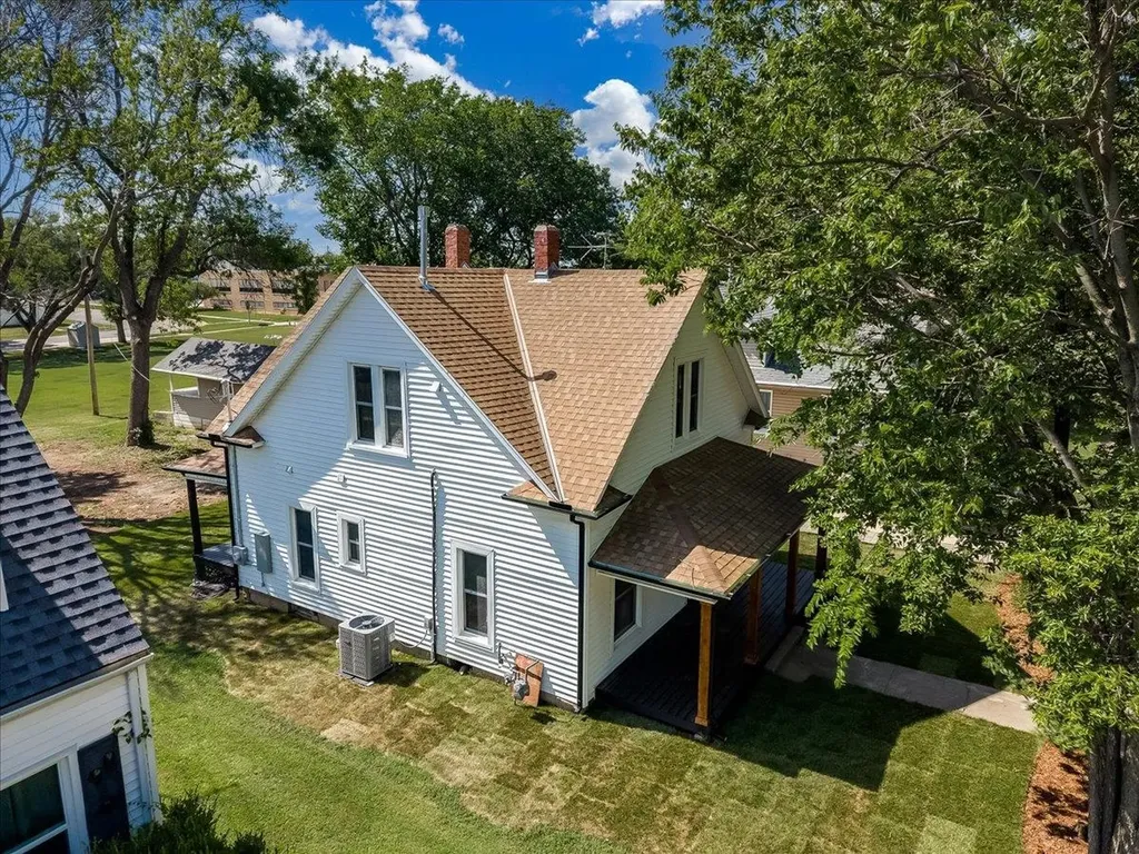 215 N Sturges Street Potwin KS 67123