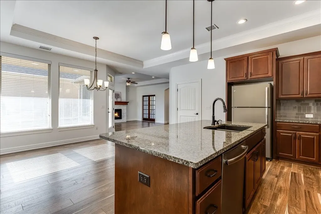 1004 E Cross Creek Place Derby KS 67037