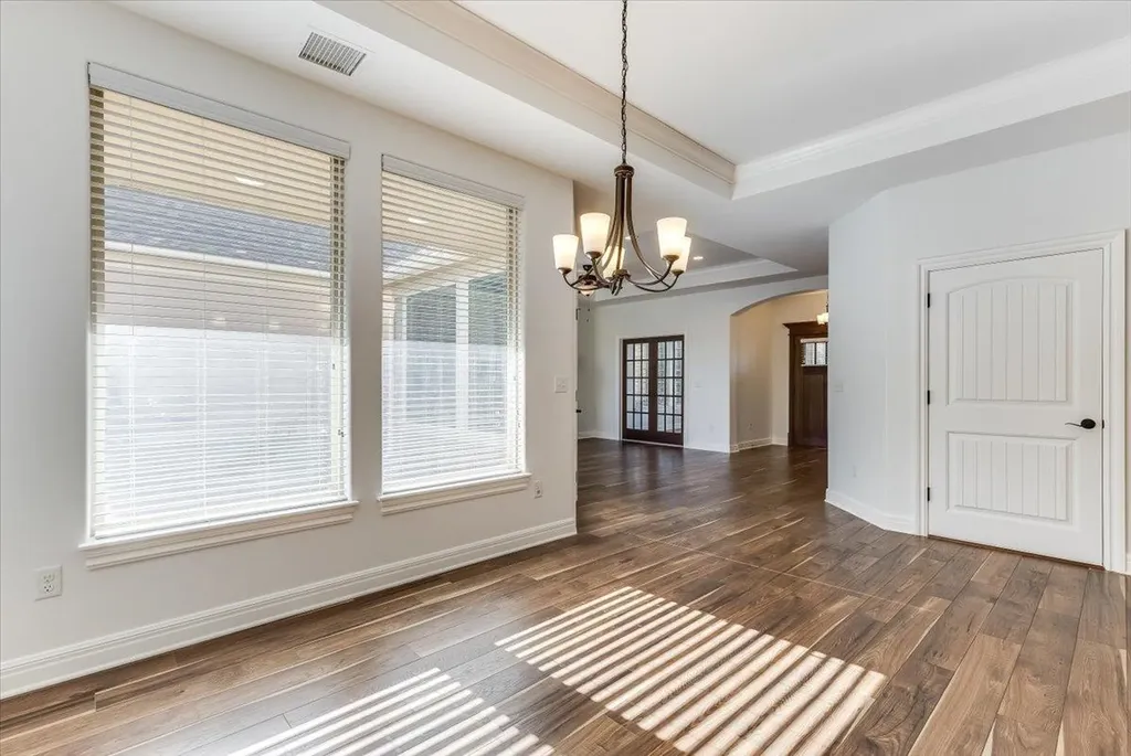 1004 E Cross Creek Place Derby KS 67037