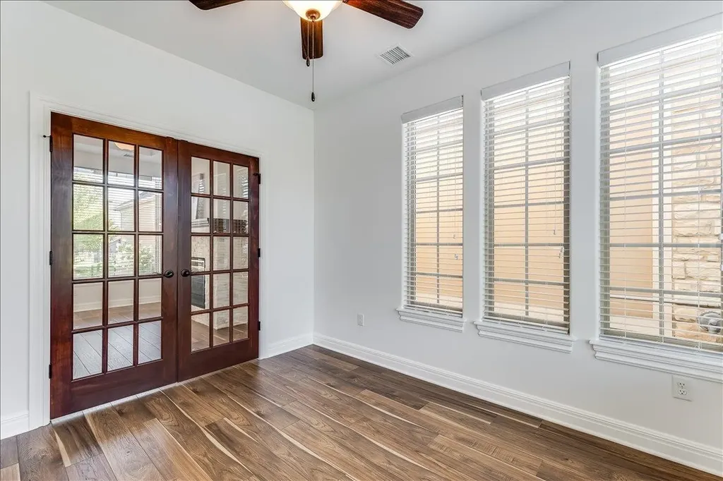 1004 E Cross Creek Place Derby KS 67037