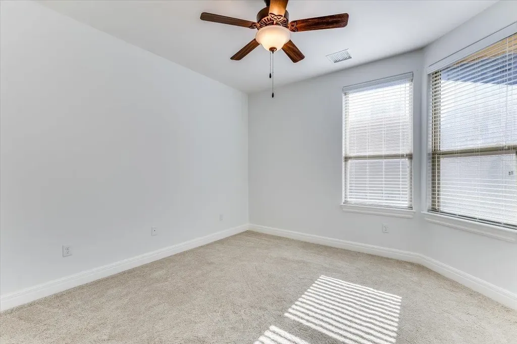 1004 E Cross Creek Place Derby KS 67037