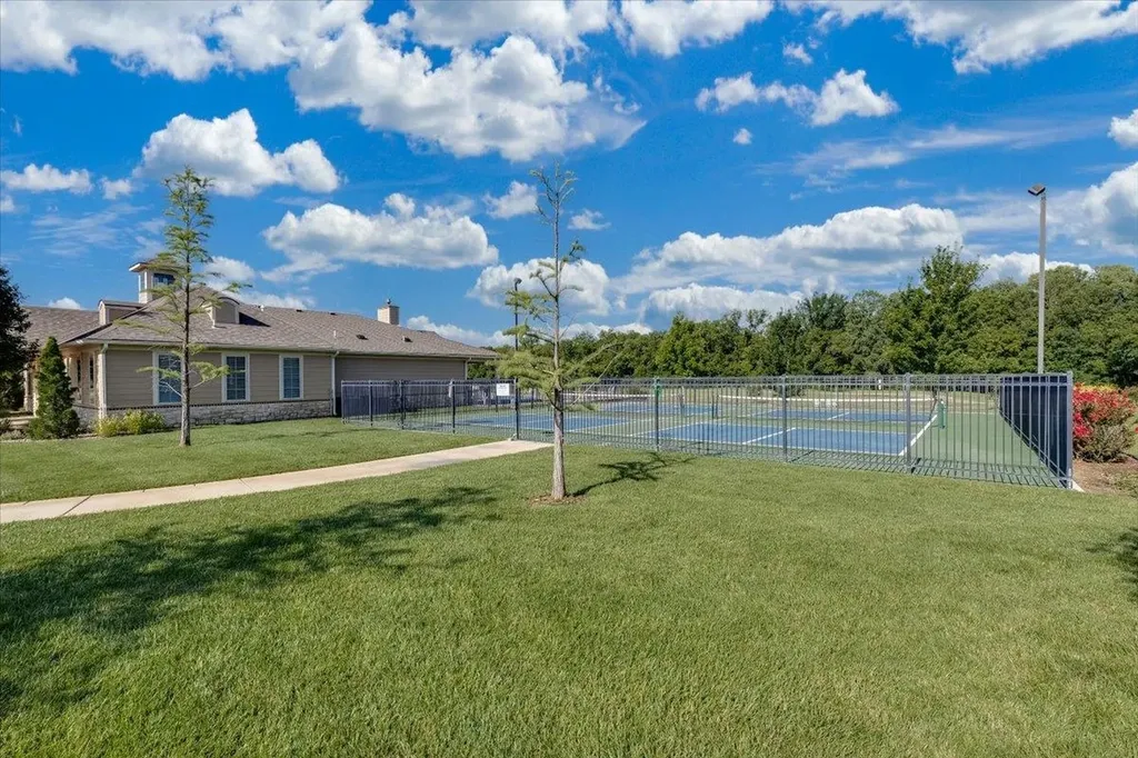 1004 E Cross Creek Place Derby KS 67037