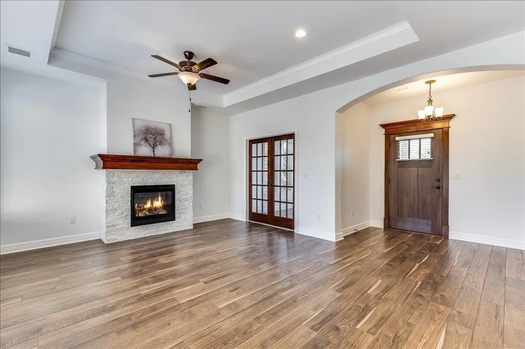 1004 E Cross Creek Place Derby KS 67037