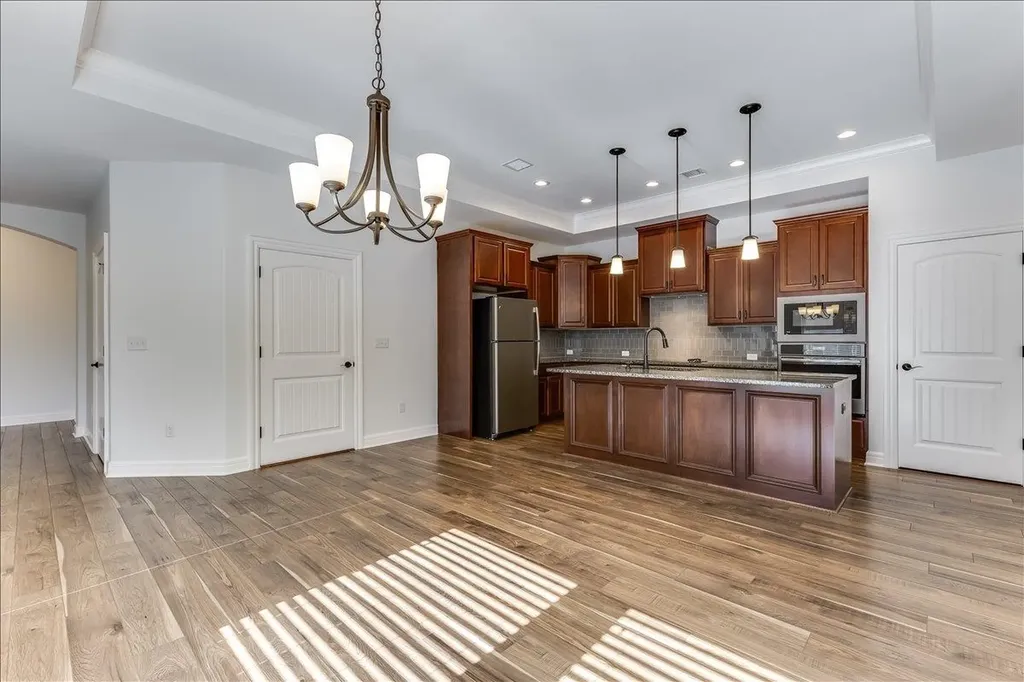 1004 E Cross Creek Place Derby KS 67037