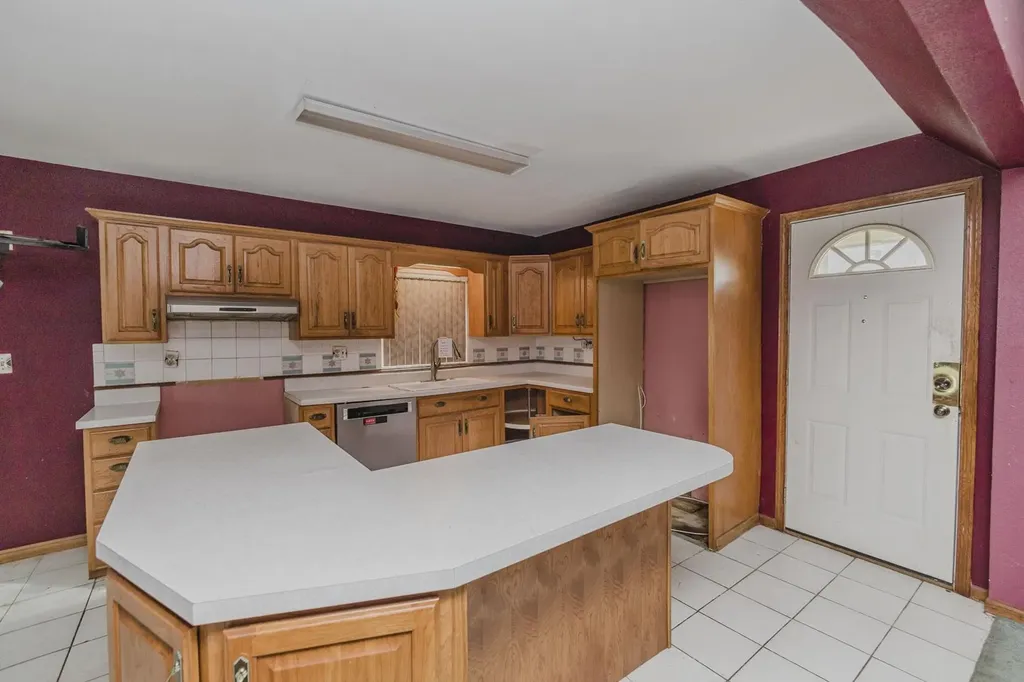 1753 E Marion Wichita KS 67216
