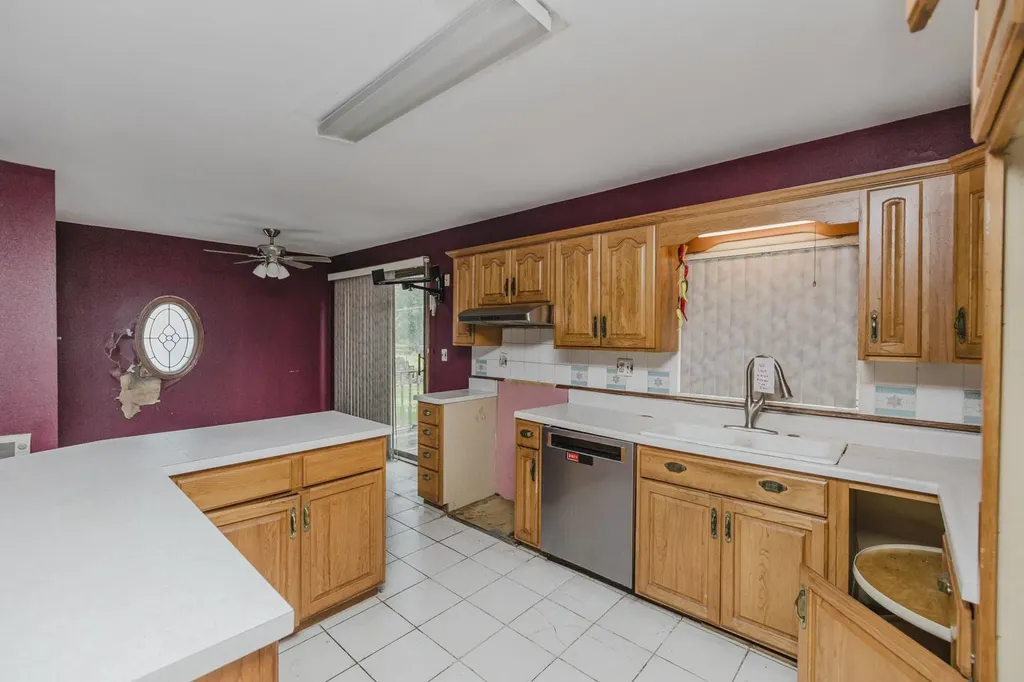 1753 E Marion Wichita KS 67216