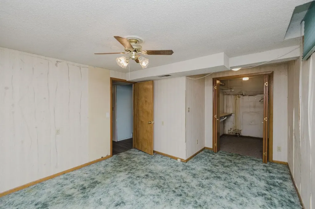 1753 E Marion Wichita KS 67216