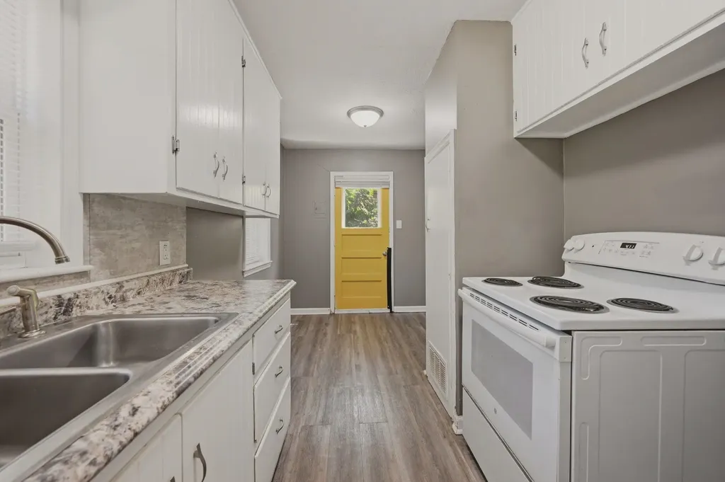 641 S Apache Drive Wichita KS 67207