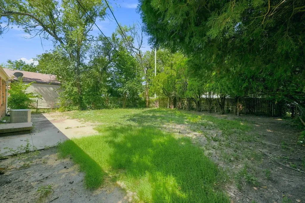 641 S Apache Drive Wichita KS 67207