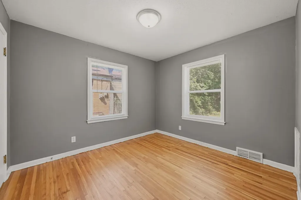 641 S Apache Drive Wichita KS 67207