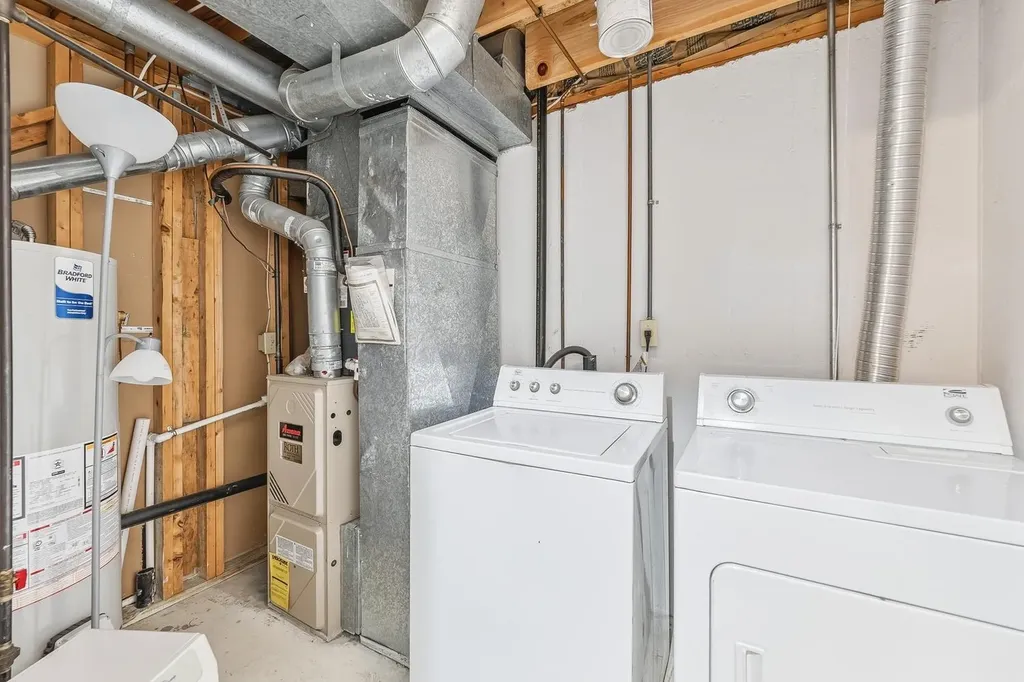 4479 N Edgemoor Court Bel Aire KS 67220
