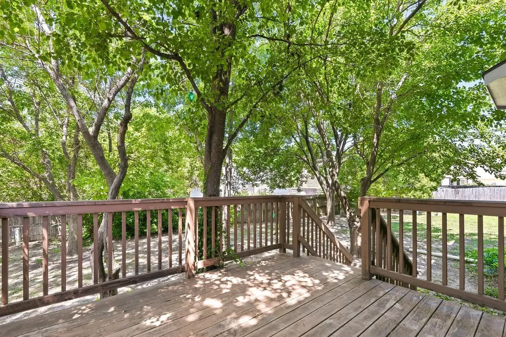 4479 N Edgemoor Court Bel Aire KS 67220