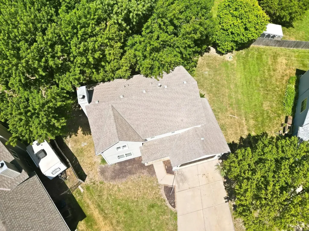 4479 N Edgemoor Court Bel Aire KS 67220