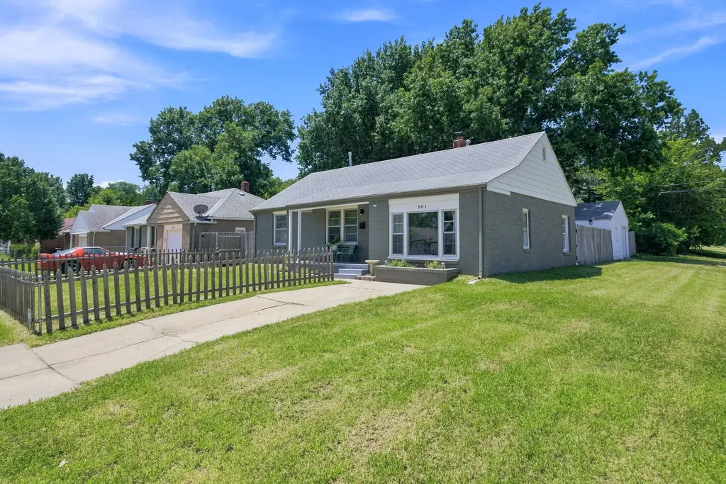 801 S Lightner Wichita KS 67218