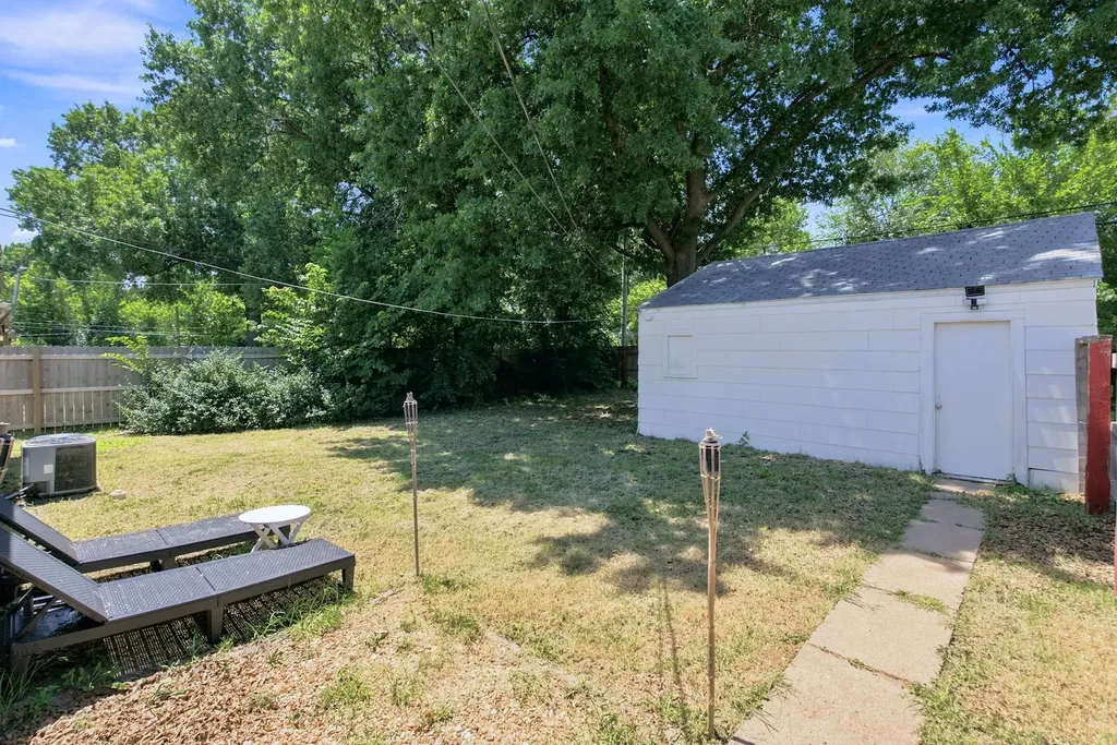 801 S Lightner Wichita KS 67218