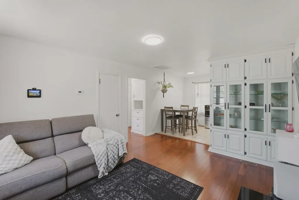 801 S Lightner Wichita KS 67218