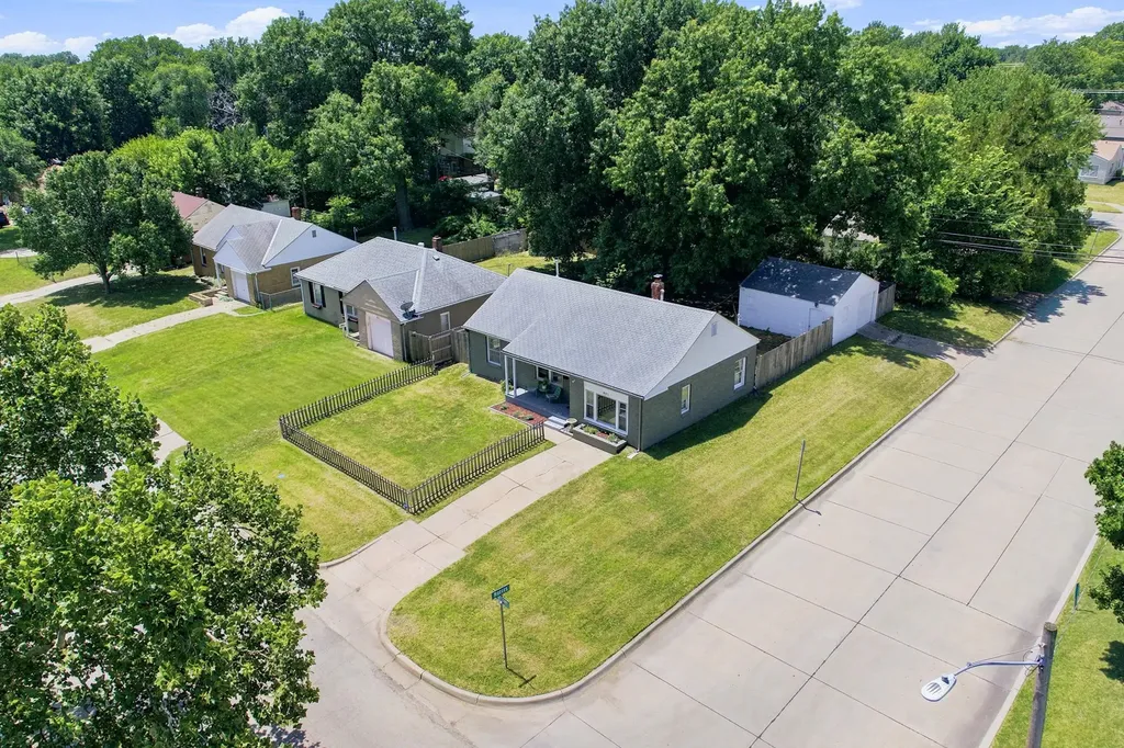 801 S Lightner Wichita KS 67218