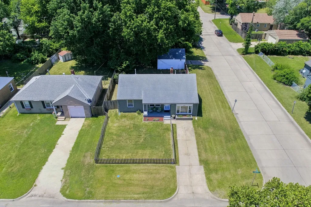 801 S Lightner Wichita KS 67218