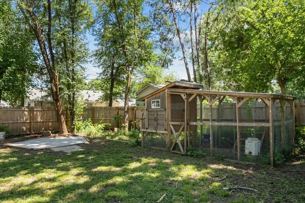 1322 N 4th Street Arkansas City KS 67005