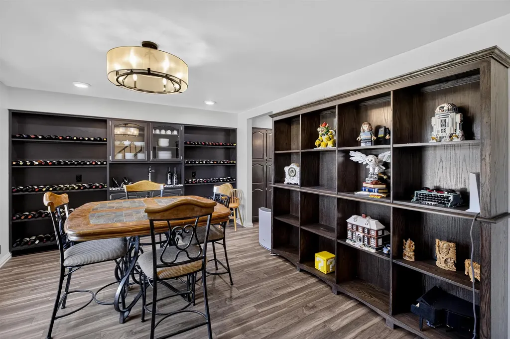 808 NW 4 Avenue Harper KS 67058