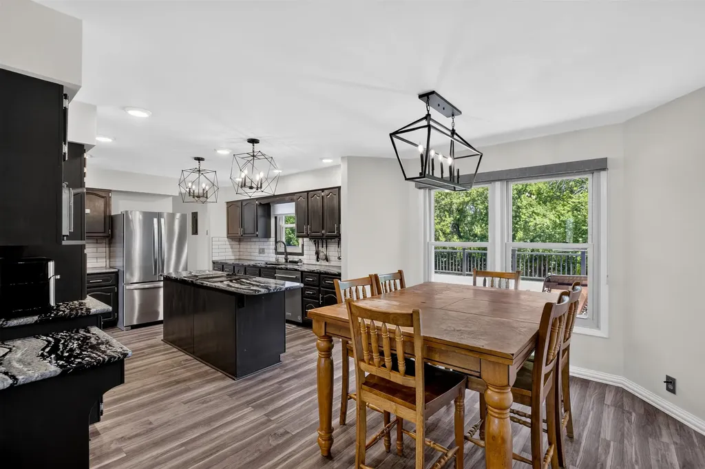 808 NW 4 Avenue Harper KS 67058