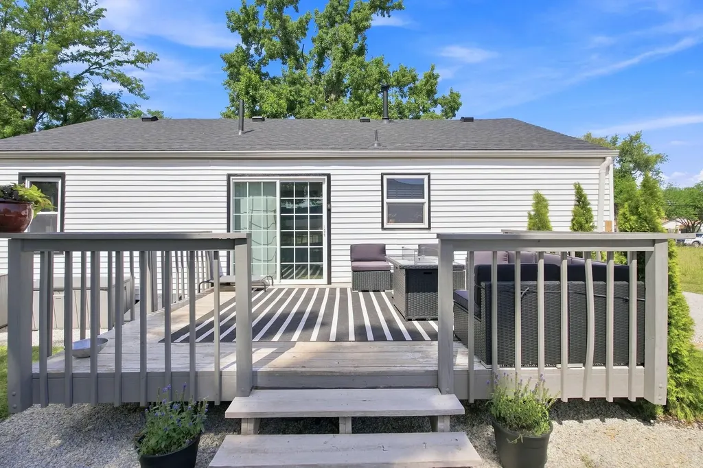 332 N Florence Wichita KS 67212