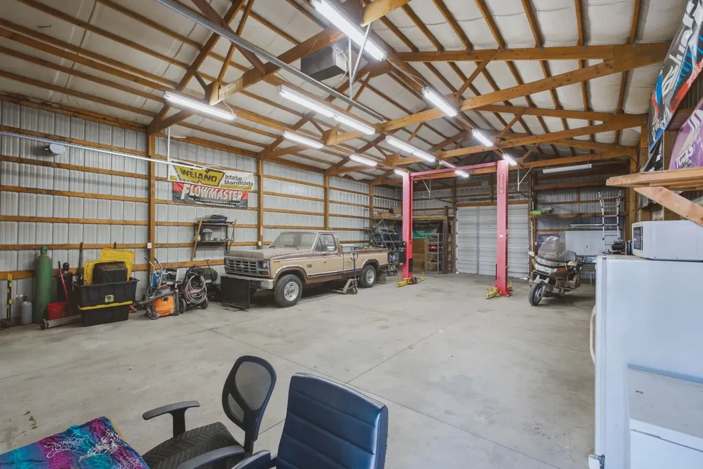 332 N Florence Wichita KS 67212