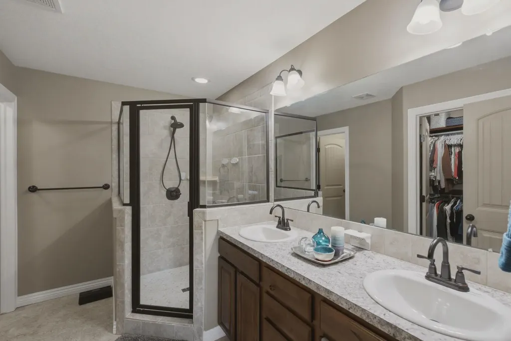 8716 W Conrey Street Wichita KS 67205
