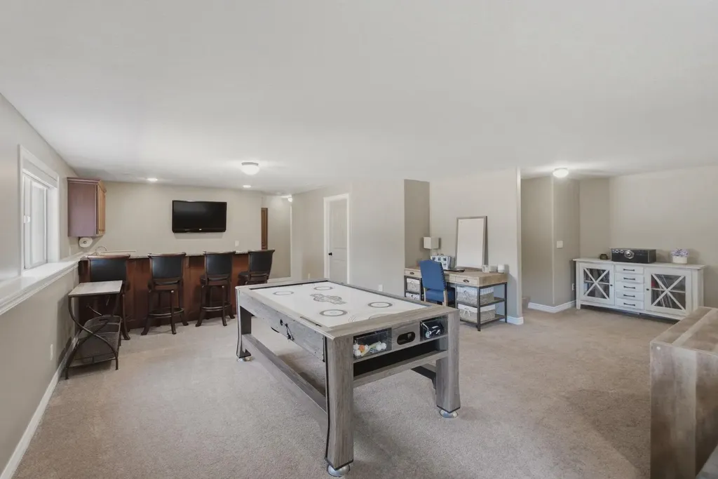 8716 W Conrey Street Wichita KS 67205