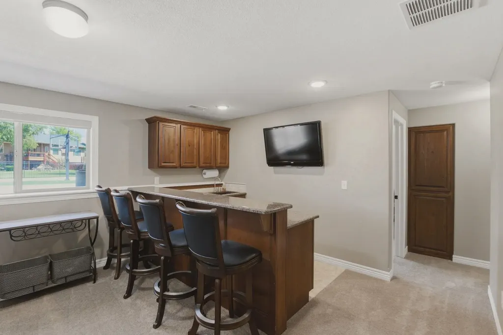 8716 W Conrey Street Wichita KS 67205