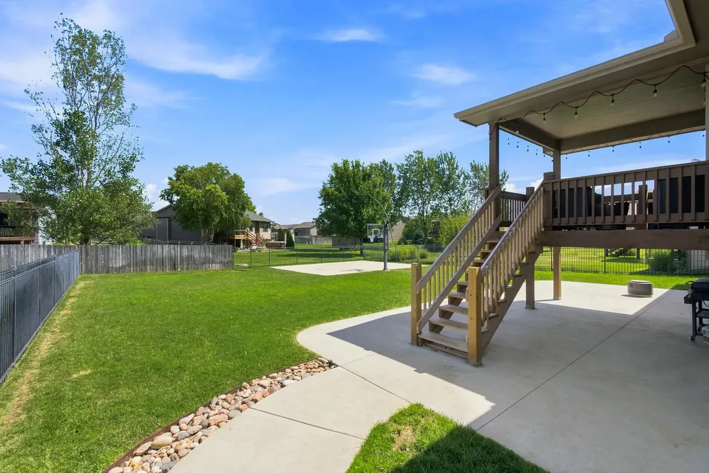 8716 W Conrey Street Wichita KS 67205