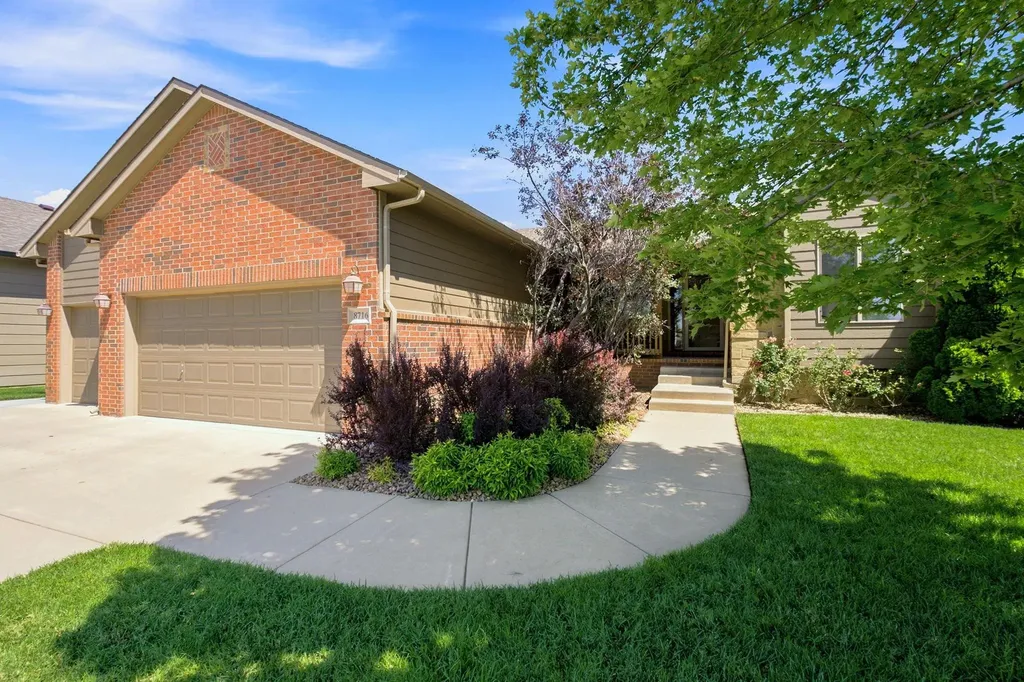8716 W Conrey Street Wichita KS 67205