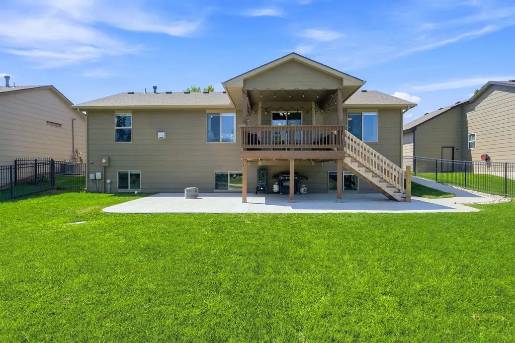 8716 W Conrey Street Wichita KS 67205