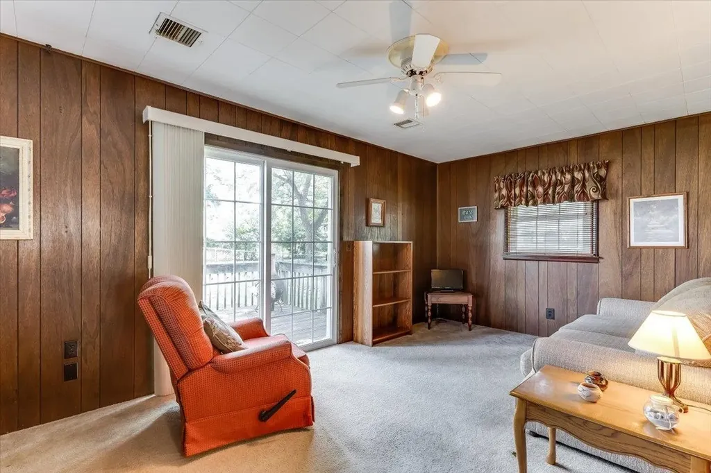3415 S Bonn Wichita KS 67217