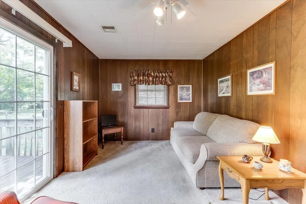 3415 S Bonn Wichita KS 67217